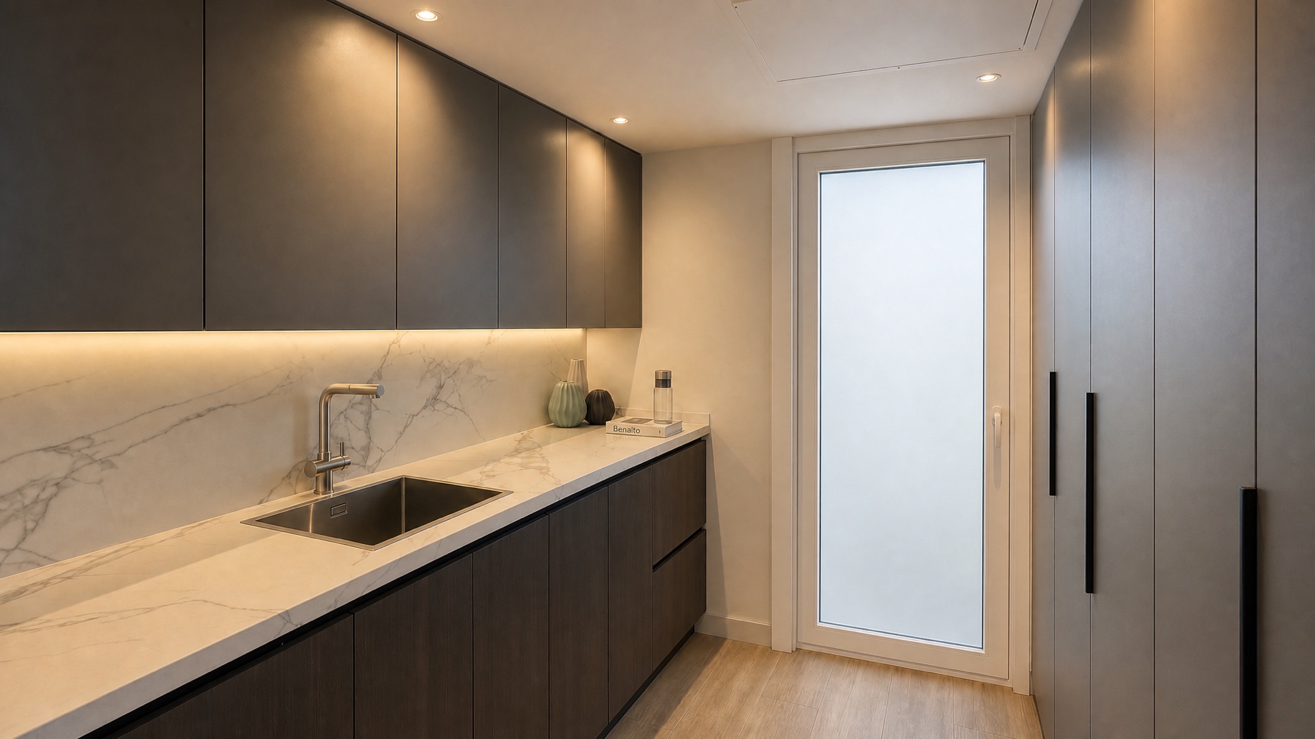 The separate laundry room of the La Isla penthouse